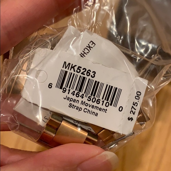 Michael Kors Watch - Picture 5 of 5